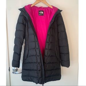 North Face Womens Parka Size Small long winter coat mid-thigh